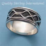 Q517 Silver Spin Ring