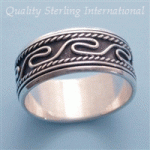 Q518 Silver Spin Ring