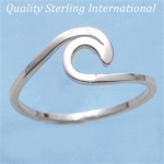 Q522 Wave Ring in Silver