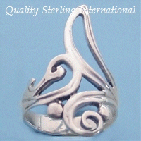 Q784 Silver Swirl Ring